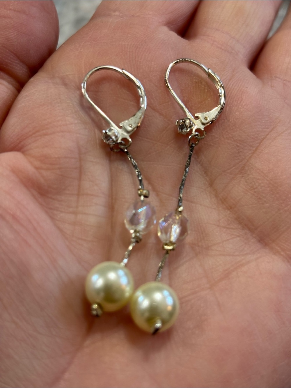Elegant Vintage Pearl and Crystal Multi-Strand Necklace & Earring Set - Cream